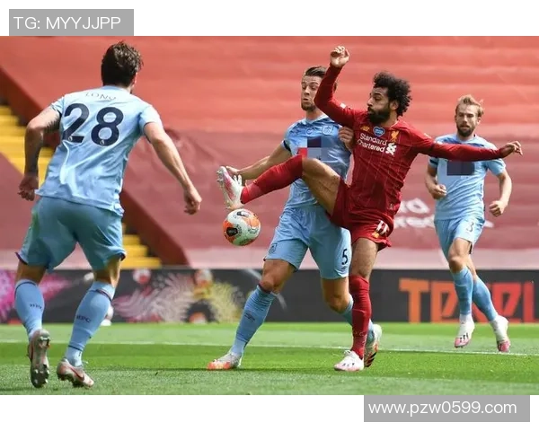英超激战利物浦大胜拜仁补时进球点燃全场激情与转会传闻
